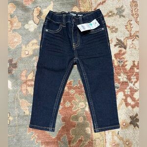 NWT Oshkosh Bgosh toddler jeans! Open to offers and bundles